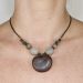 Les bijoux Jacaranda en graines naturelles : Collier modÃ¨le PETIT ENTADA Gris  1