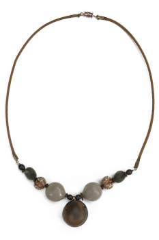 #CMUCUGR - Collier modÃ¨le MUCUNA Gris 