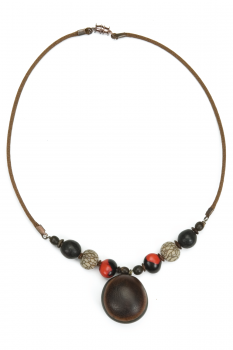 #CMUCURN - Collier modÃ¨le MUCUNA Noir et rouge